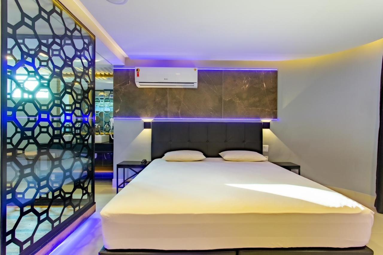 Drops Motel Brasilia นูเคลโอบันเดรานชิ ภายนอก รูปภาพ