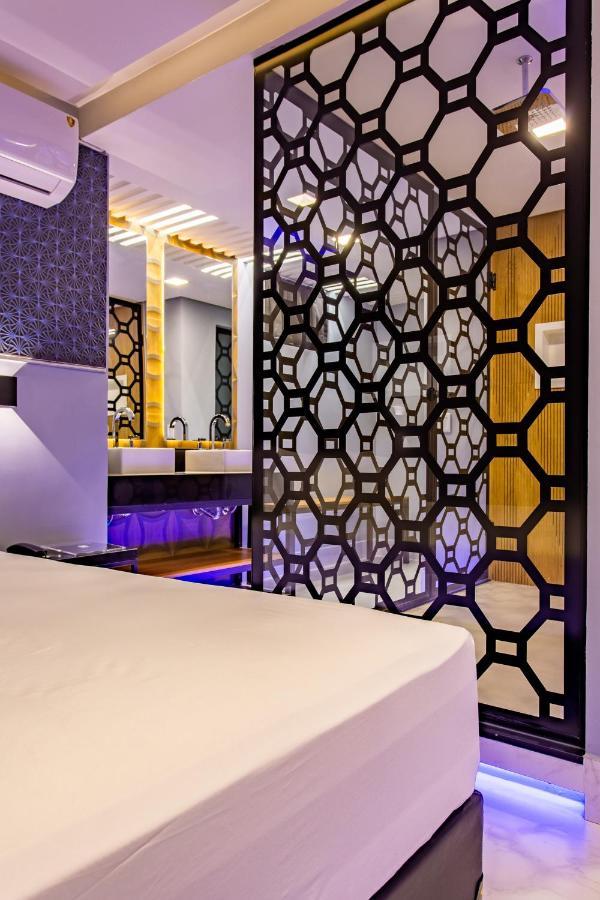 Drops Motel Brasilia นูเคลโอบันเดรานชิ ภายนอก รูปภาพ