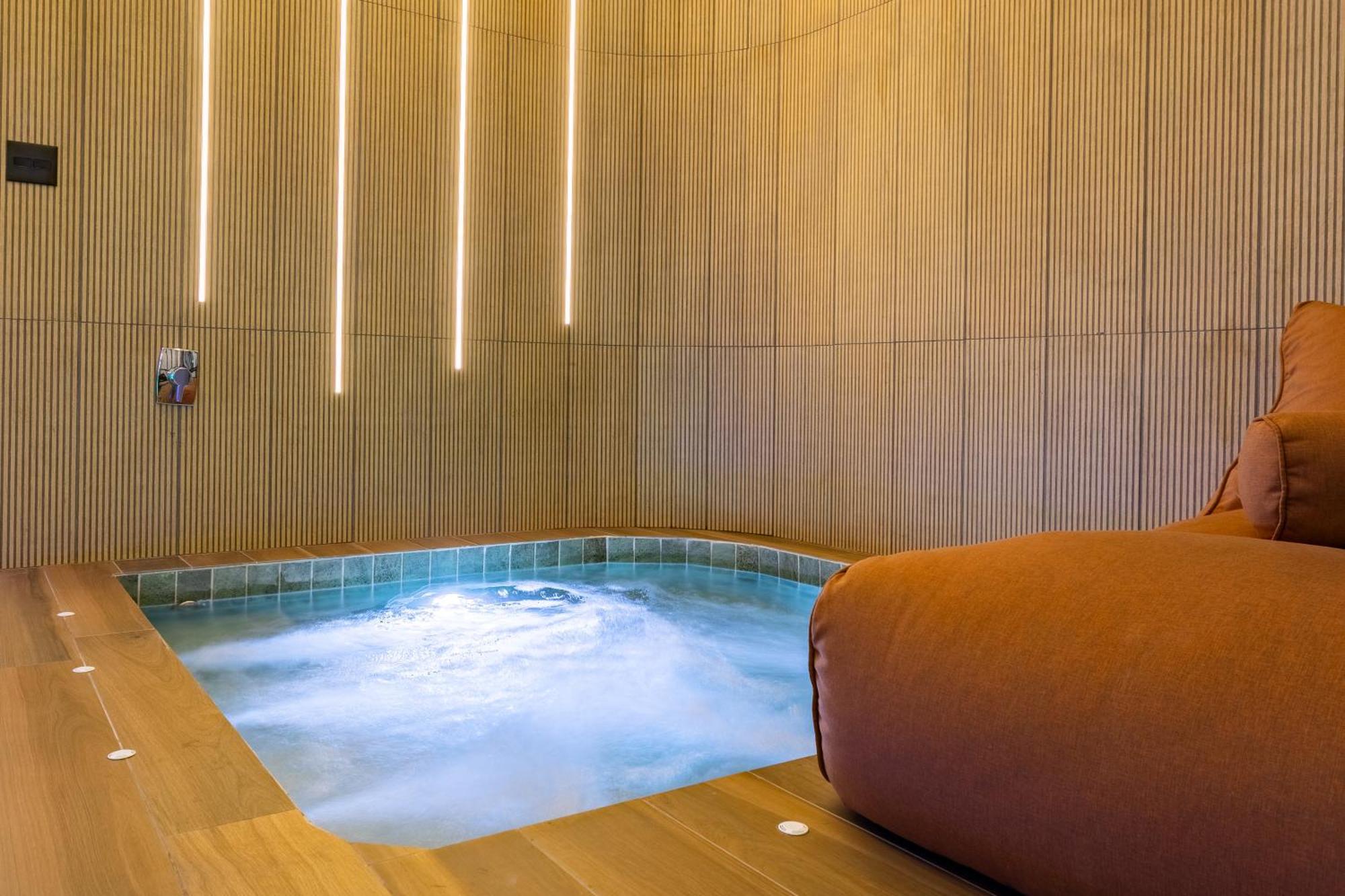 Drops Motel Brasilia นูเคลโอบันเดรานชิ ภายนอก รูปภาพ