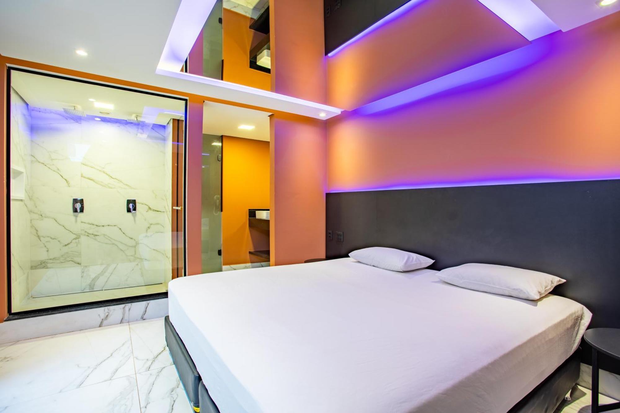 Drops Motel Brasilia นูเคลโอบันเดรานชิ ภายนอก รูปภาพ